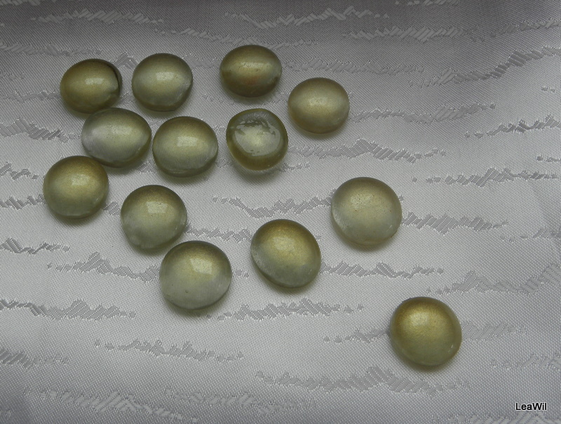 Skleněné kamínky (čočky, nugety) stříbřité, stříbrné