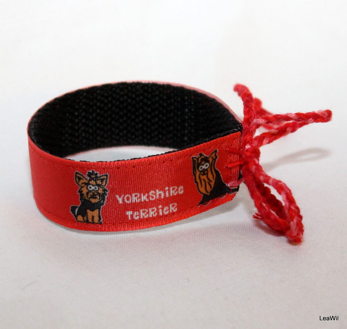 Náramek 2 cm jorkšír červená 