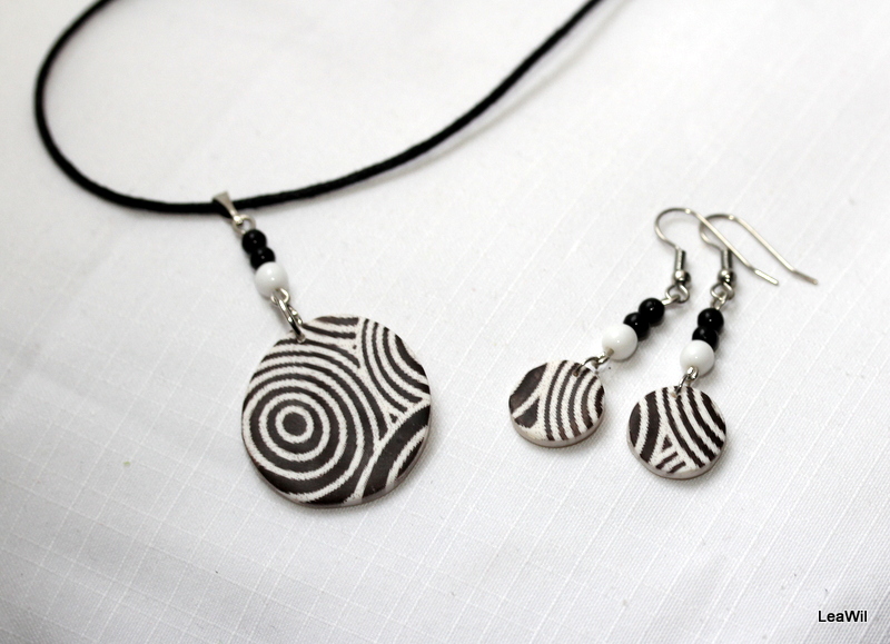 Sugestivní kruhy - malý náhrdelník