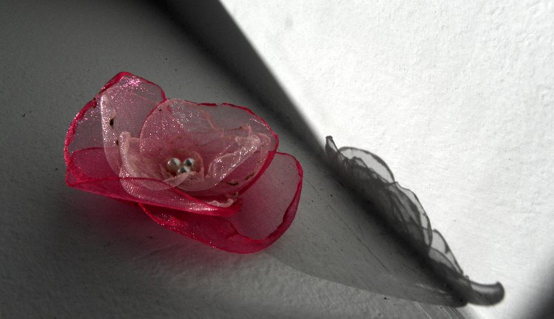 Organzová kytička žlutá