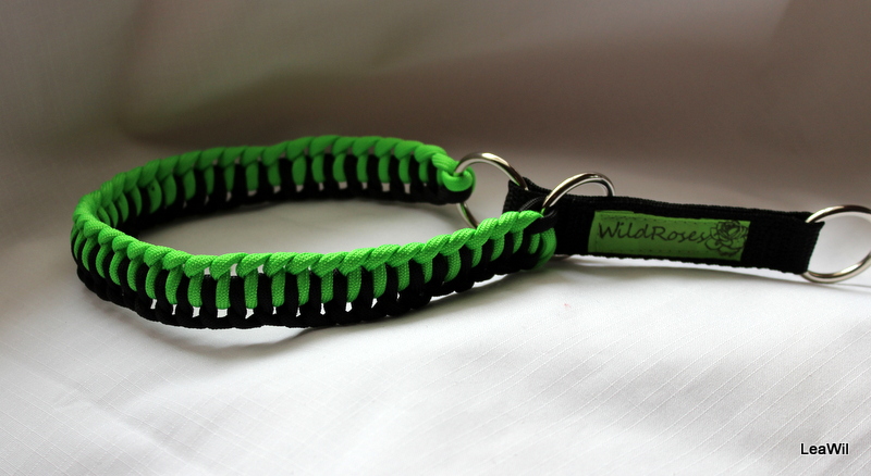 Paracord obojek polostahovací zelenočerný hřeben