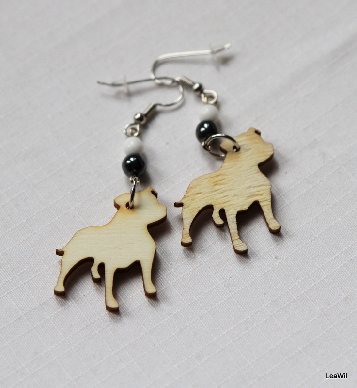 Naušnice pes stafbulík 