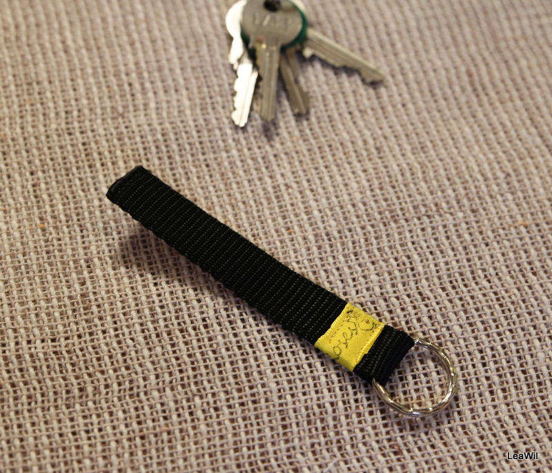 Klíčenka taft 2 cm pásek kolie žlutá II