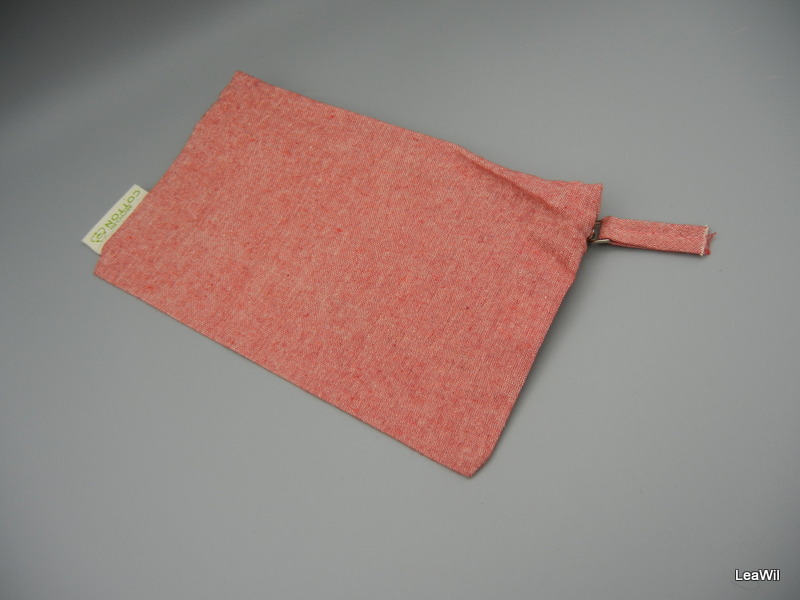 Taštička kosmetická červená zip EKG 