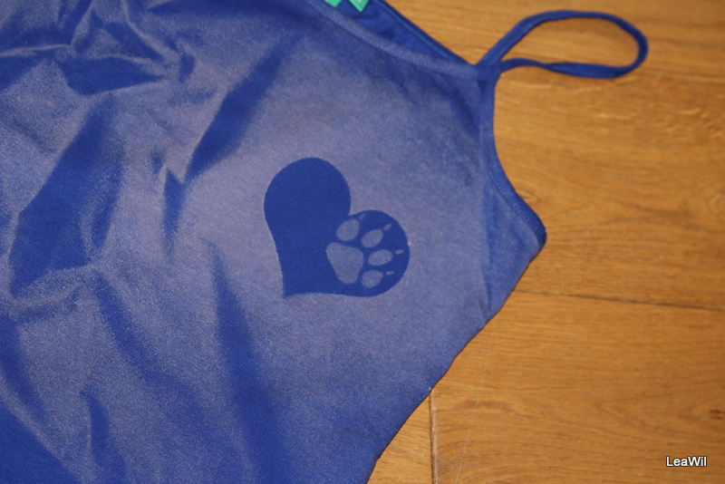 Tílko vel. M - srdce tlapka