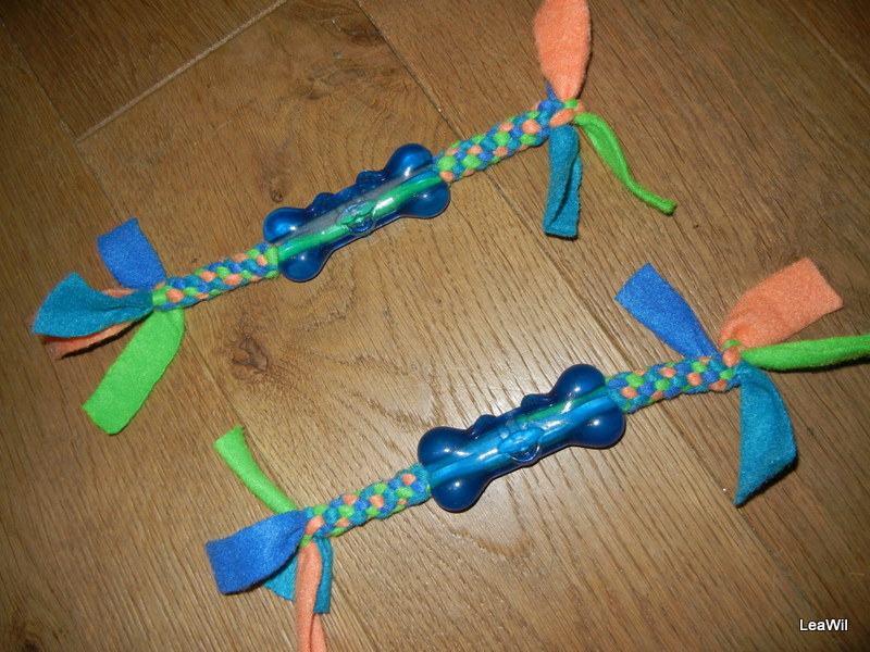 Gumová kostička s fleec. konci