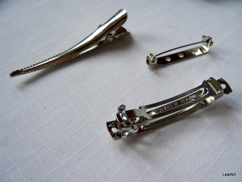 Jednorožec bílý - brožka/spona filc