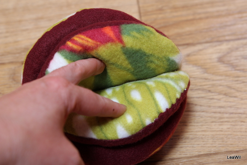 Hersenwerk míč fleec malý