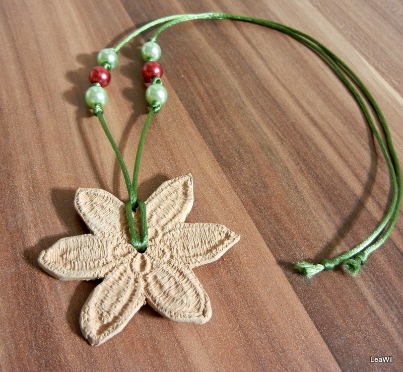 Kremická krajková sada - zelená