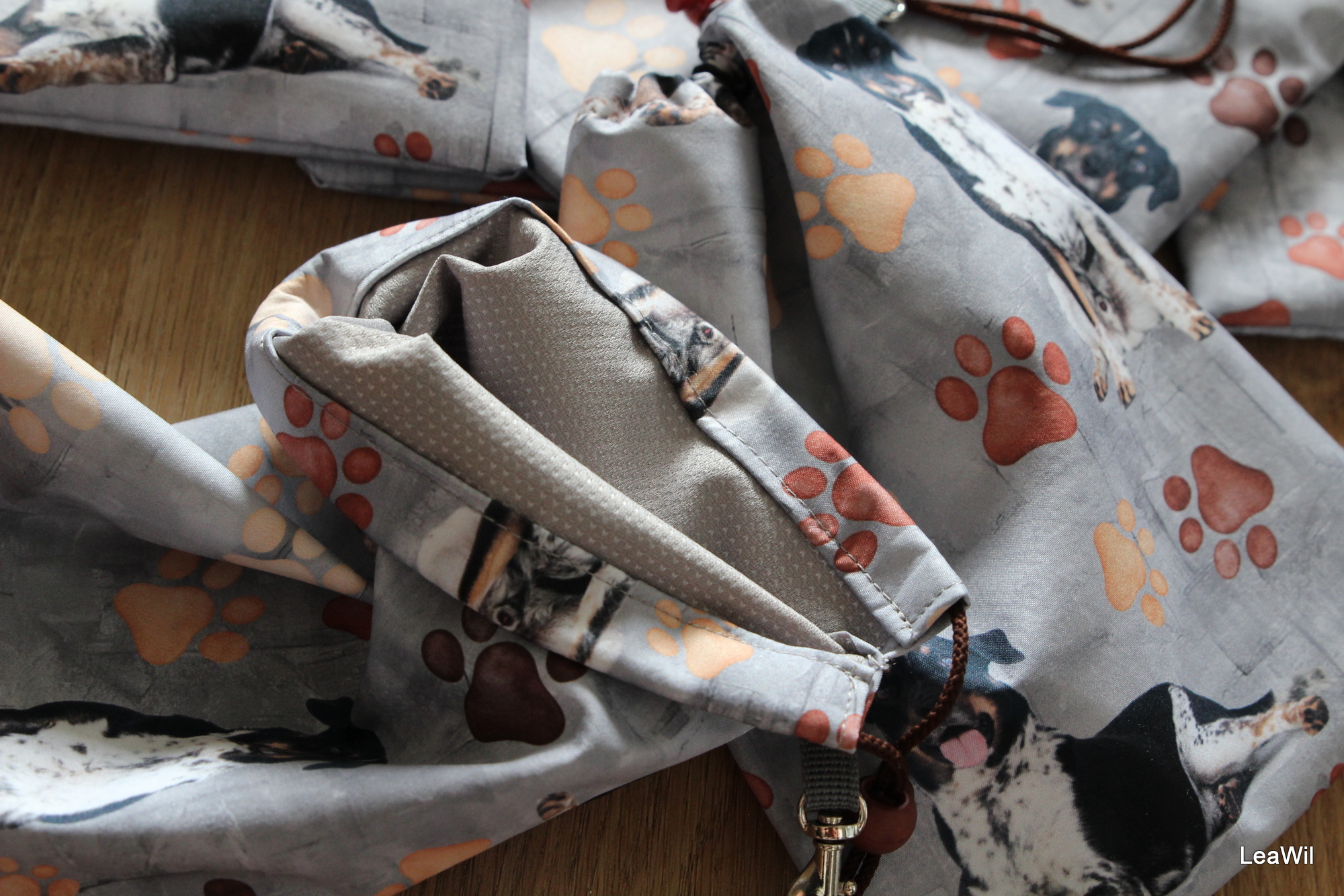 Pytlík softshell český strakatý pes