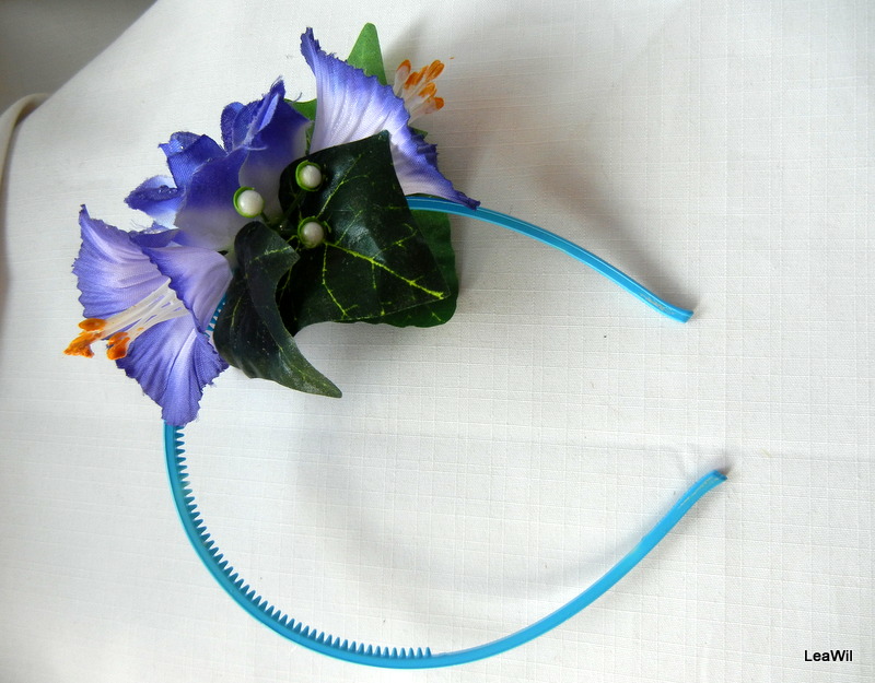 Čelenka květinová modrá