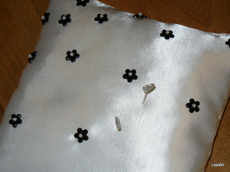 Polštářek - kvítkovaný