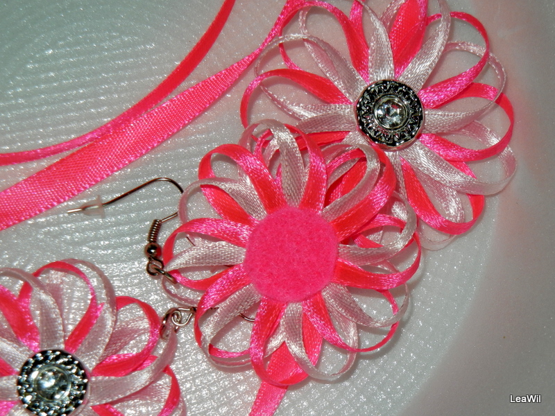 Stužková květinka naušnice + obojek/náramek sada