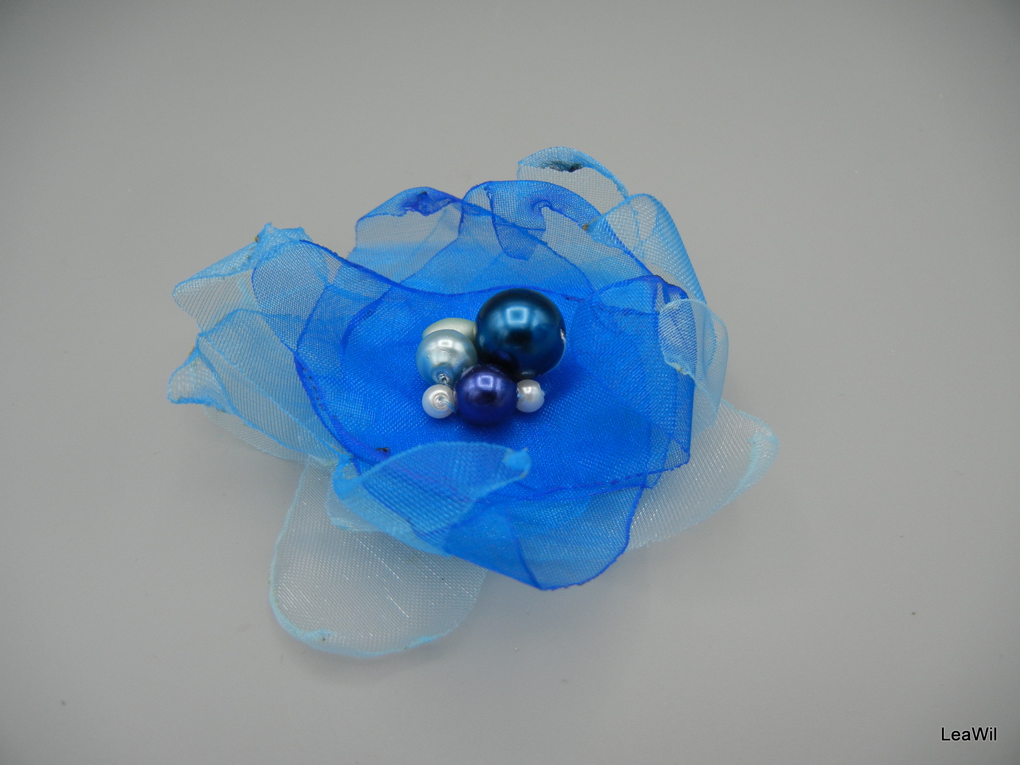 Organzová kytička mora