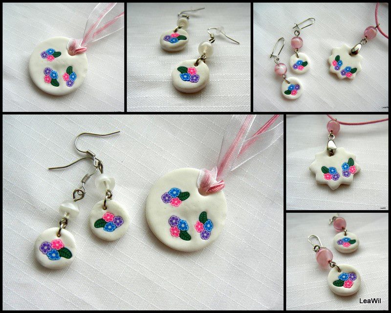 Něžná kvítka - náhrdelník placka