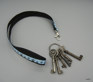 Klíčenka na krk 1,5 cm sv.modrá