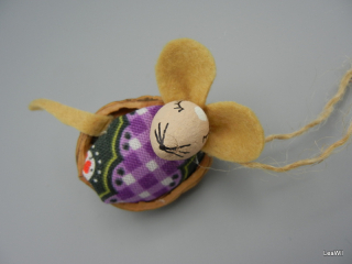 Myška/potkánek v oříšku béžová spotted s fiazel